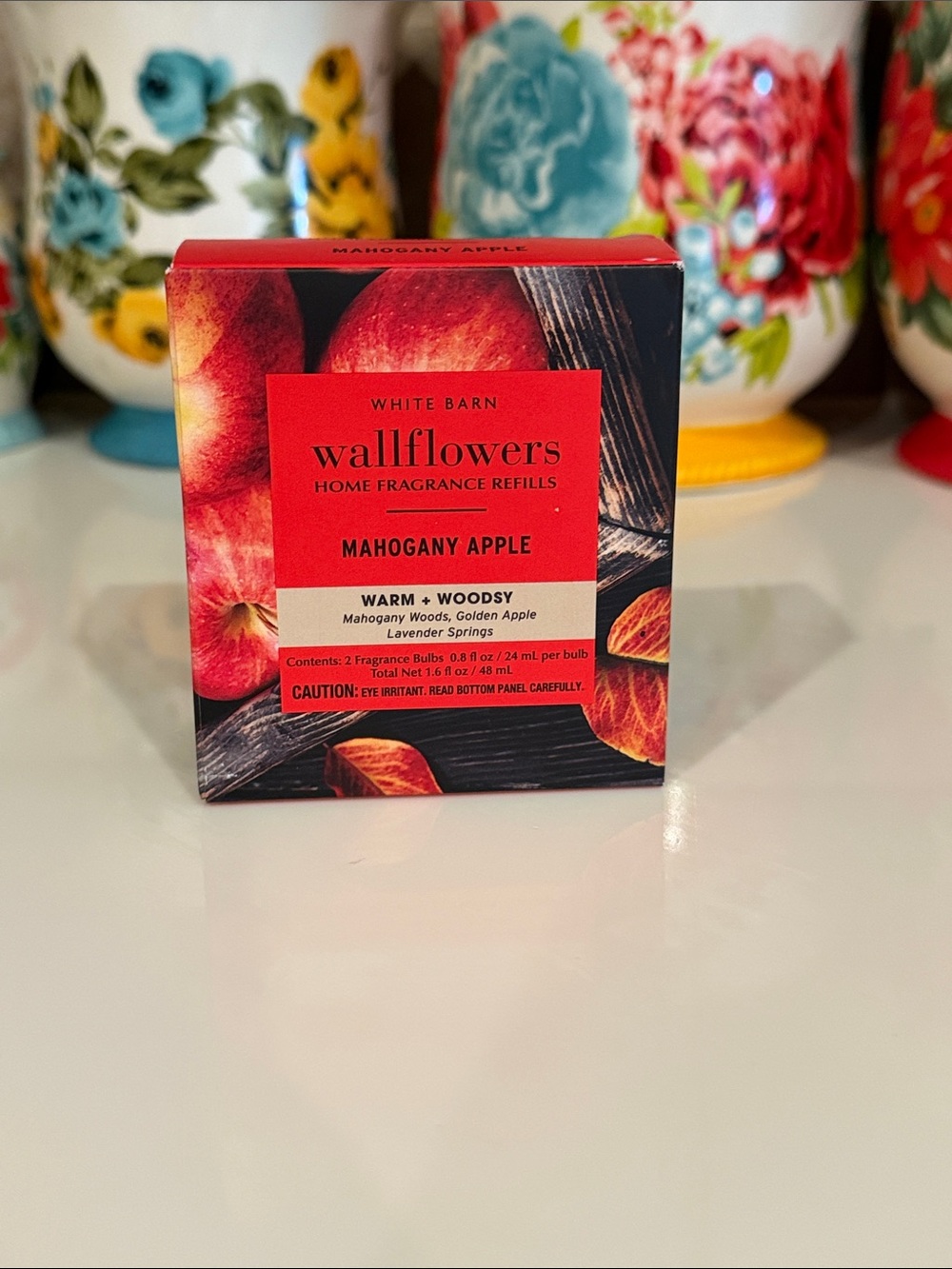 White Barn Wallflowers Mahogany Apple Refill - Red